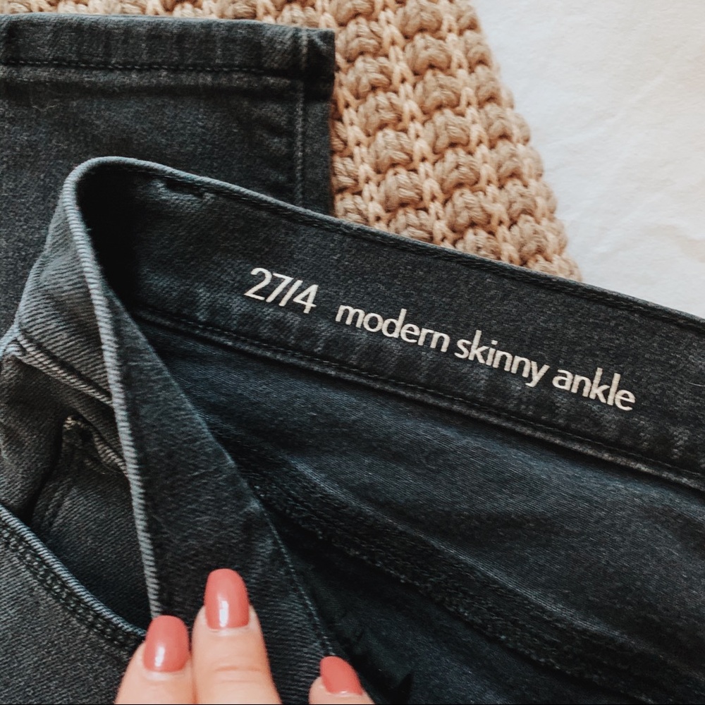 LOFT Jeans - Picture 2 of 3
